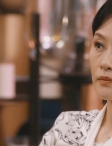 婆婆的镯子：邬君梅的“事事防着儿媳”，打醒无数付出型的婆婆