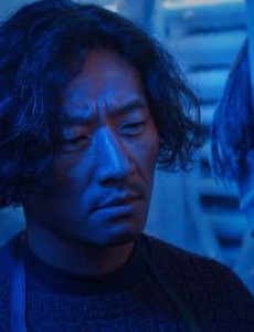 《双探》老吴绑架范晓媛的目的是什么？白石舟救范晓媛是为什么？