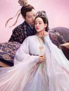 斛珠夫人的导演合适拍战争片或者正统叙事型题材，但不合适拍情感类。